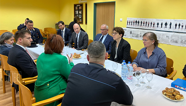 Accompanied by Dr. Ákos Kozma, Special Representative of Secretary General of Council of Europe on Migration and Refugees Visits Hungarian-Ukrainian Border Section